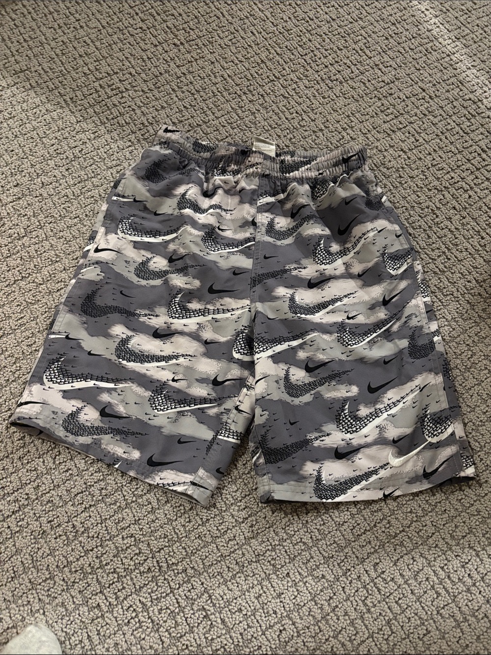 Nike boys swim never worn